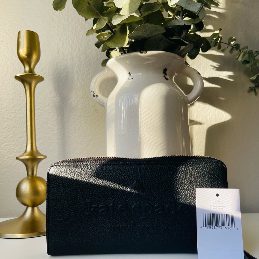 Brand New Kate Spade Wallet